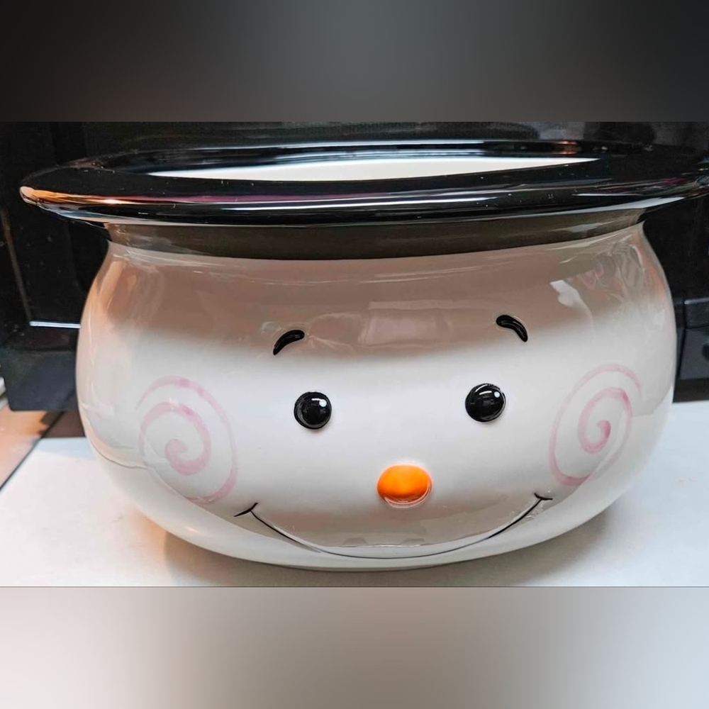 Celebrating Home Snowman Stoneware Planter Soup Server Or Whatever Your Needs!